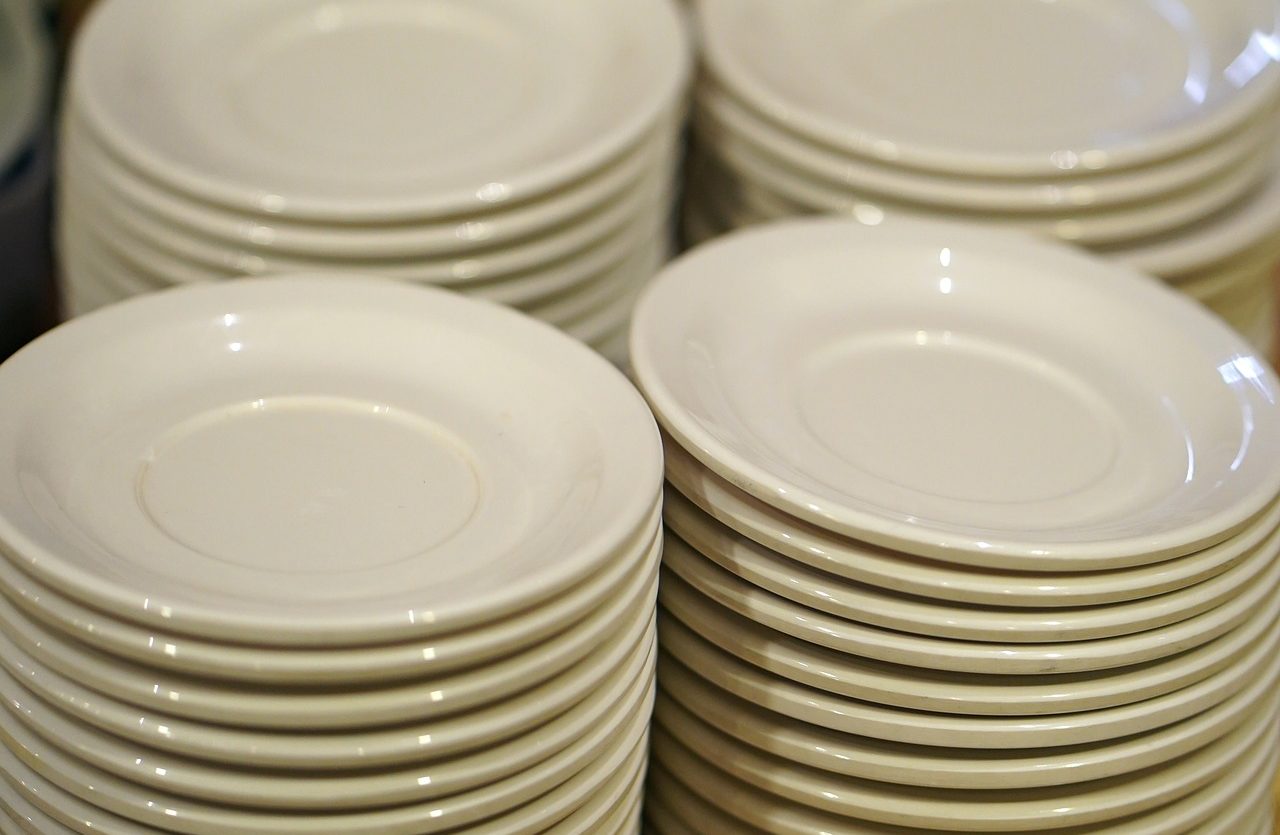 Ceramic plates