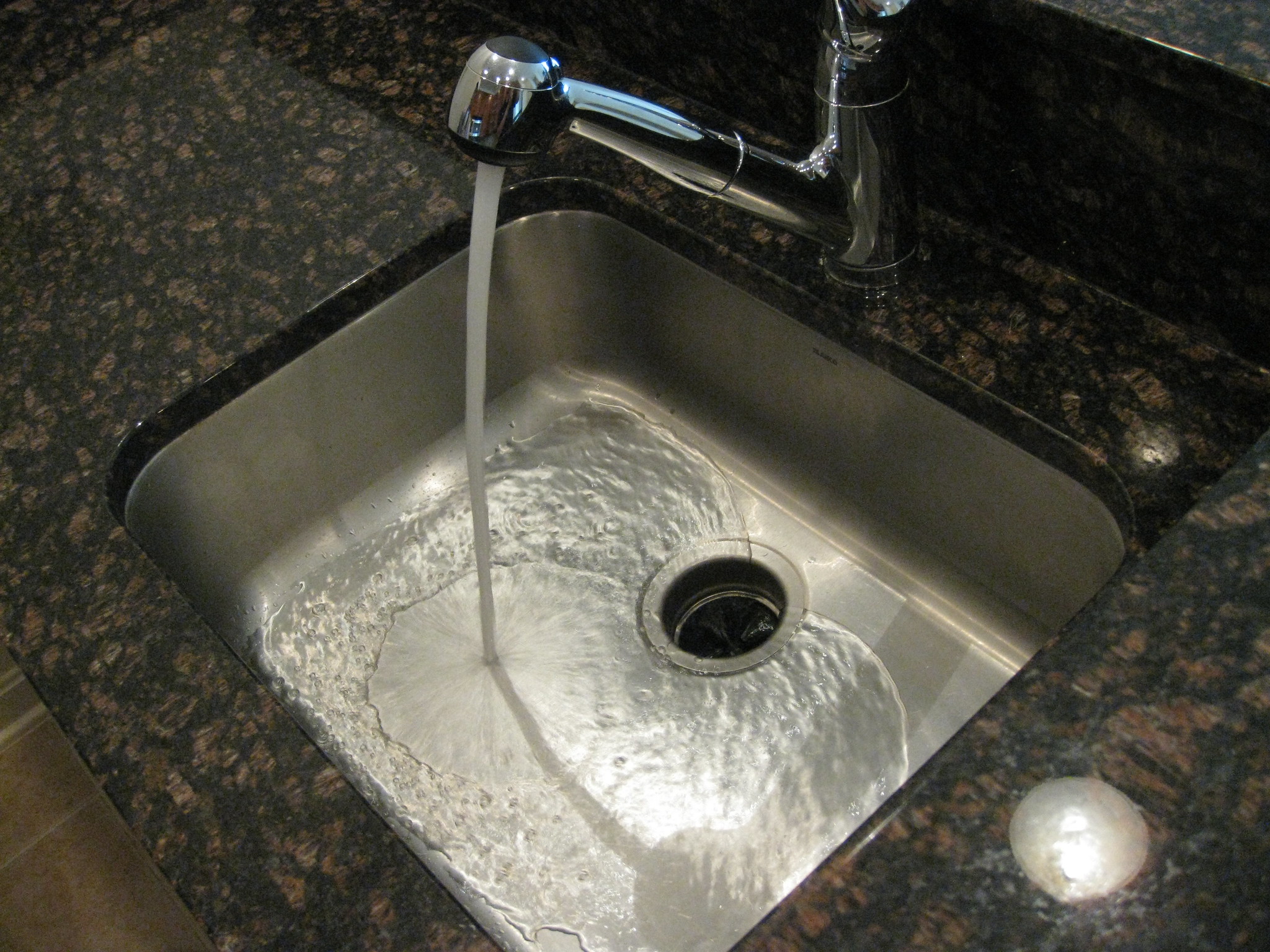 Kitchen sink