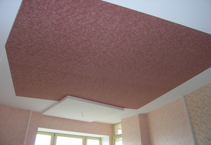 soffitto teso in pelle scamosciata