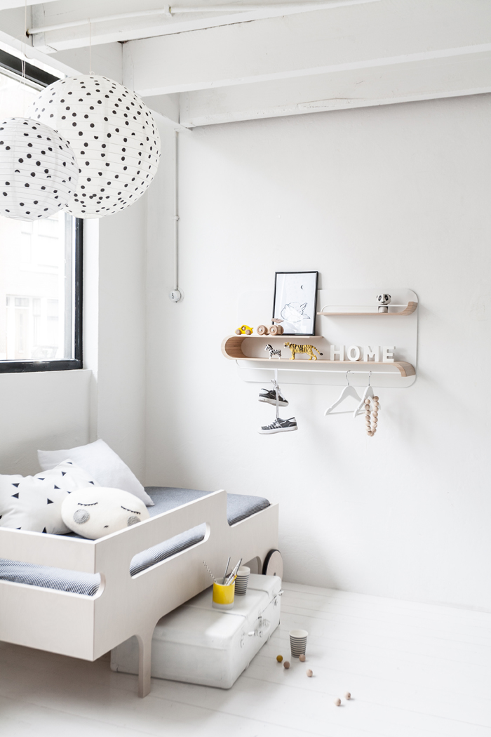 quarto infantil em estilo minimalista