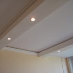 Plafond tendu.