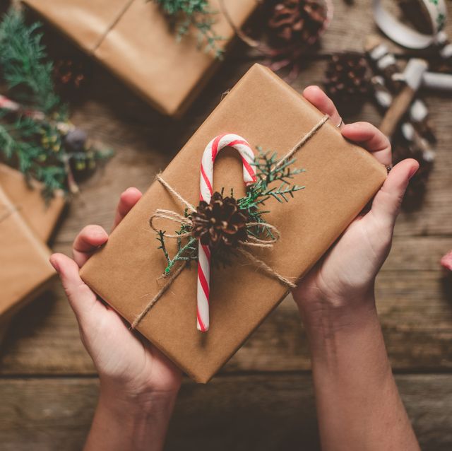 Packing New Year's gifts