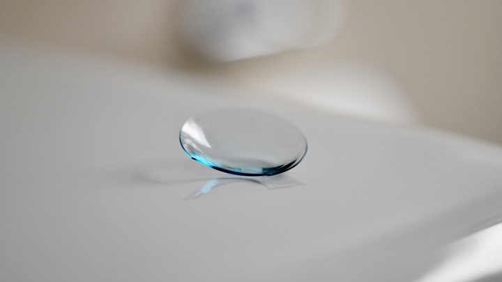 Contact lenses