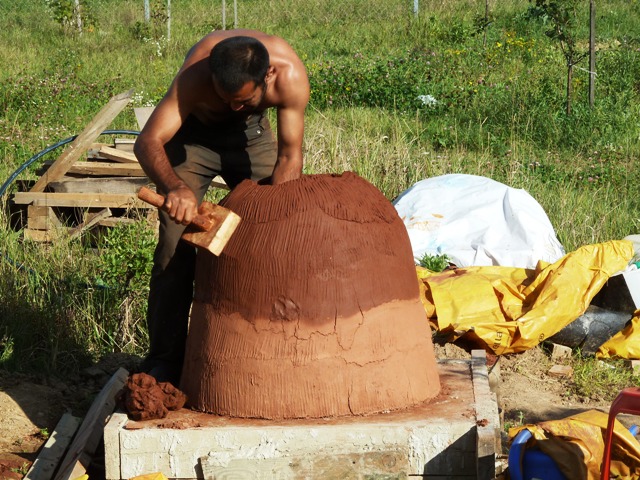 Formation de murs tandoor.