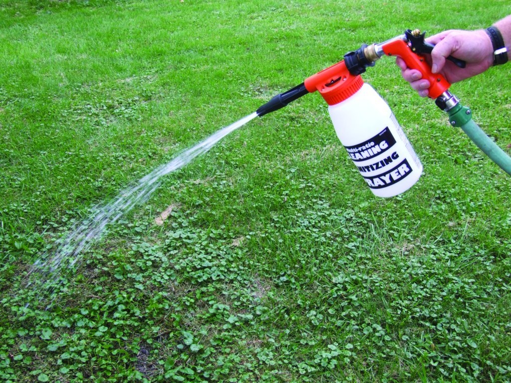 como enxaguar um pulverizador depois de usar herbicida