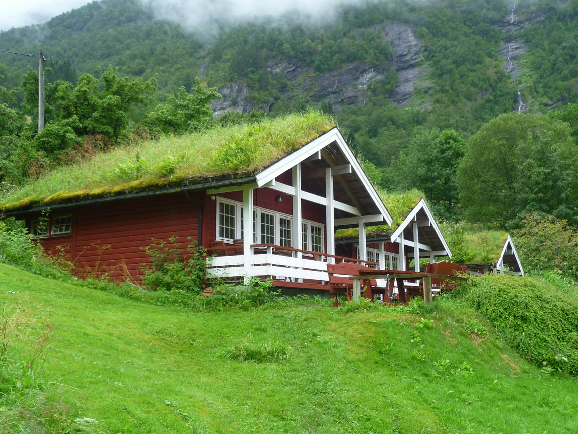 Casa com telhado de grama do Fiorde de Geiranger_0 (Cópia)