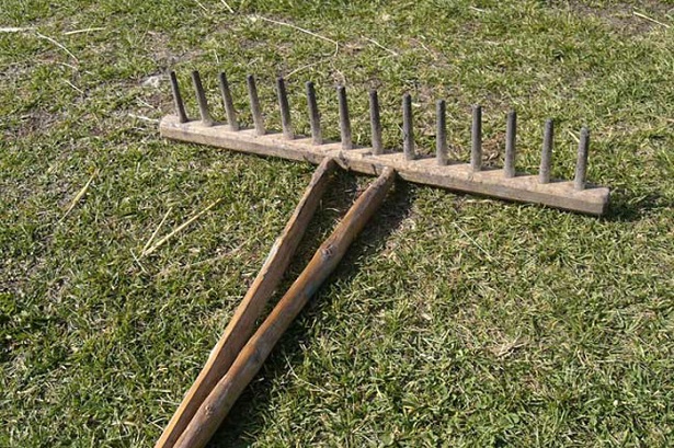 Homemade rake.