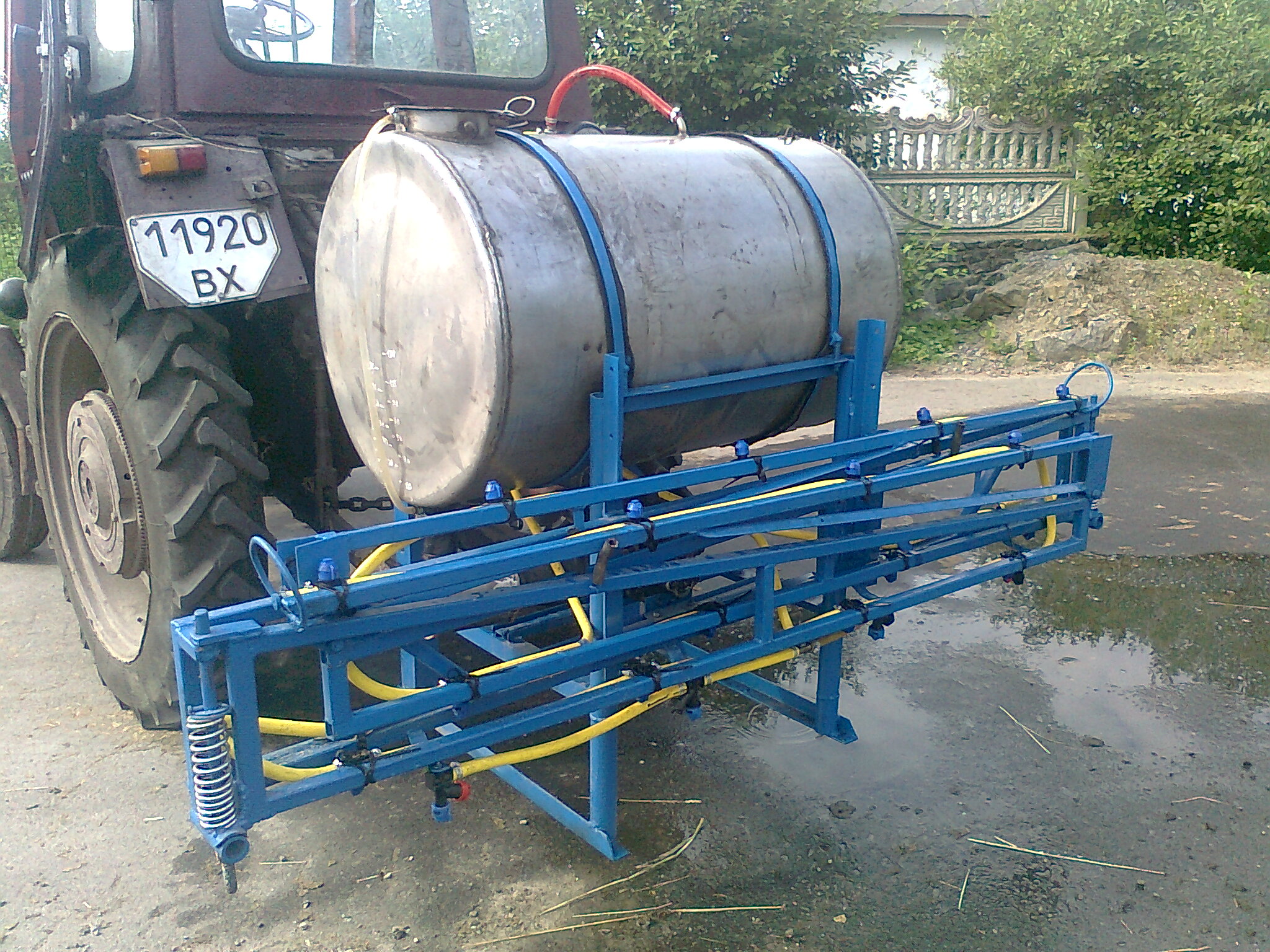 Pulverizator pentru tractor.