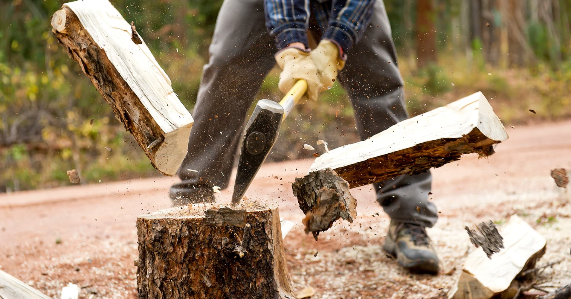 kuinka käyttää kirvestä