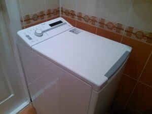 Top loading washing machine