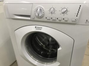 Ariston Hotpoint vaskemaskin slår seg ikke på