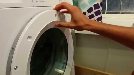 De deur van de wasmachine is kapot