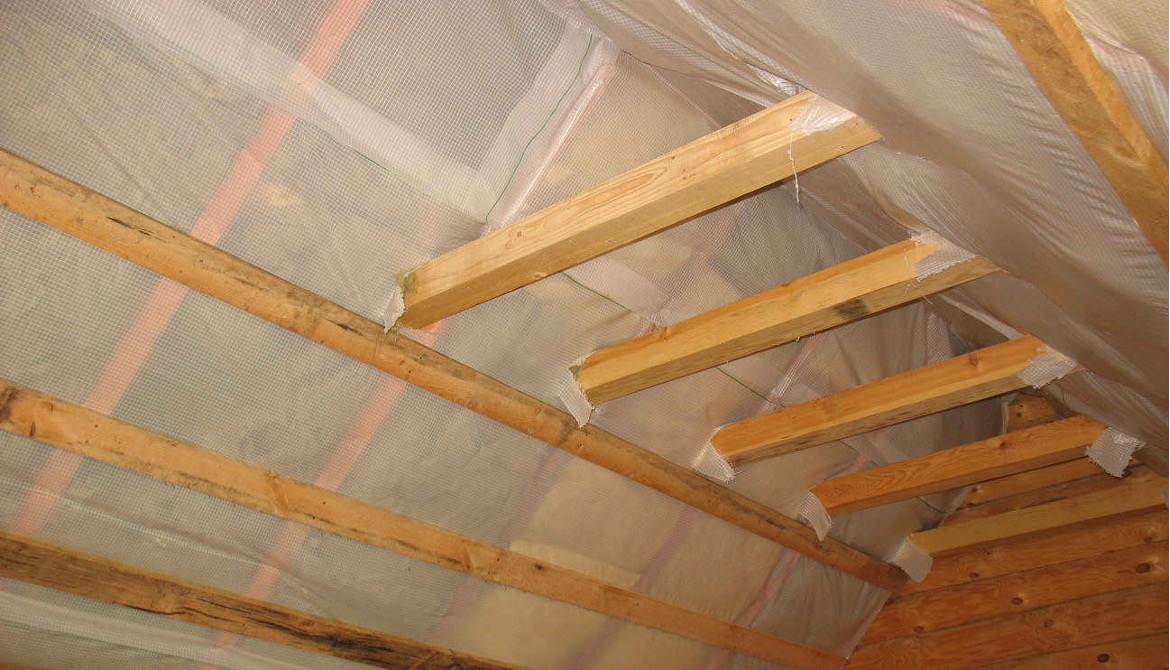 Insulating ang attic ceiling